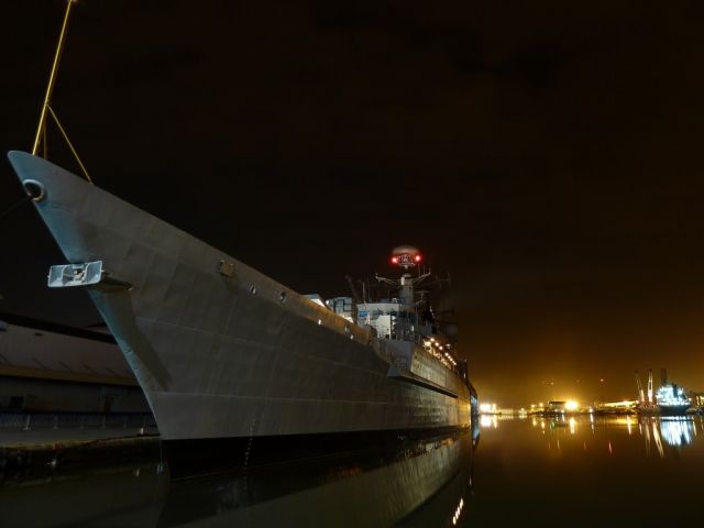 HMS Campbeltown - quai du commerce - 29 mars 2011 (12).JPG